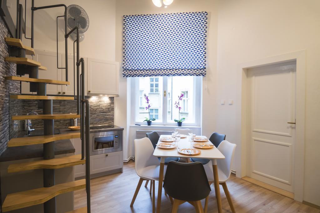 Design Apartment Havelska Прага Екстериор снимка