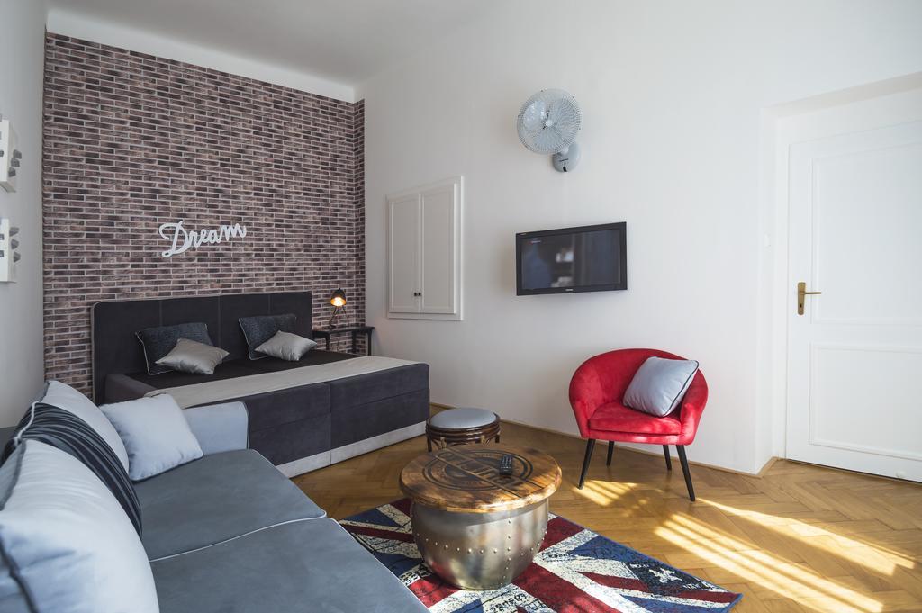 Design Apartment Havelska Прага Екстериор снимка